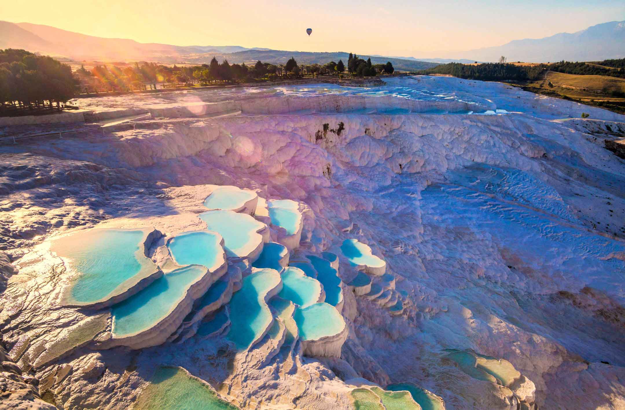 Gün Doğumunda Pamukkale Traventerleri