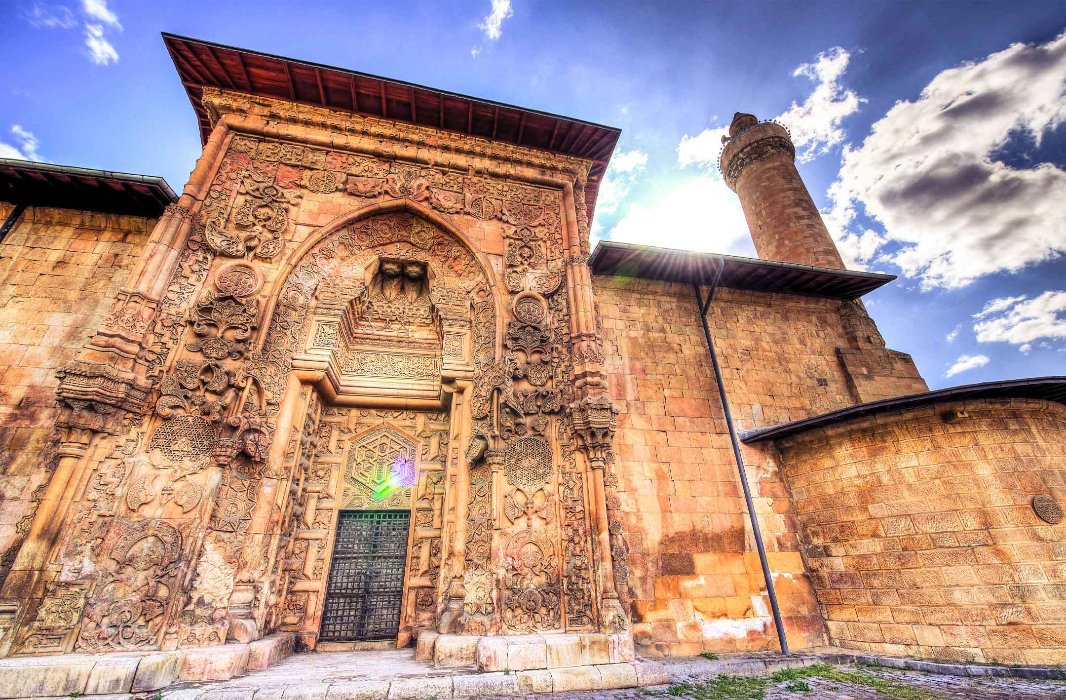 Divriği Ulu Camii ve Darüşşifası